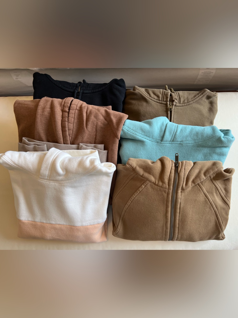 Aritzia & Lululemon Hoodies Pack